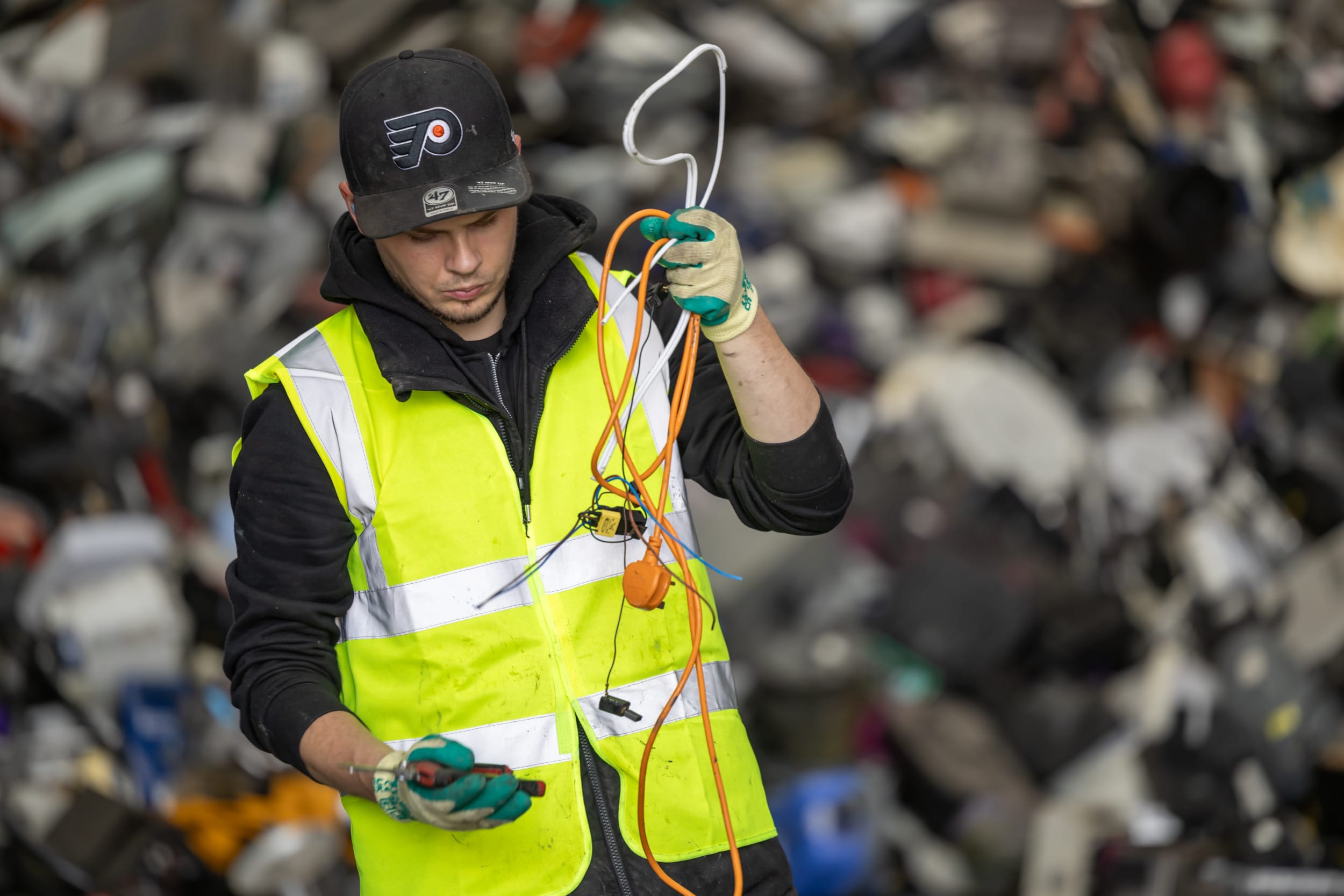 A Quarter of E-Waste Ending Up in Household Bins